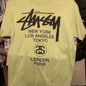 STUSSY T-SHIRT